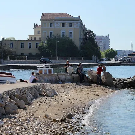 Apartamento With A Parking Space - 11792 Zadar